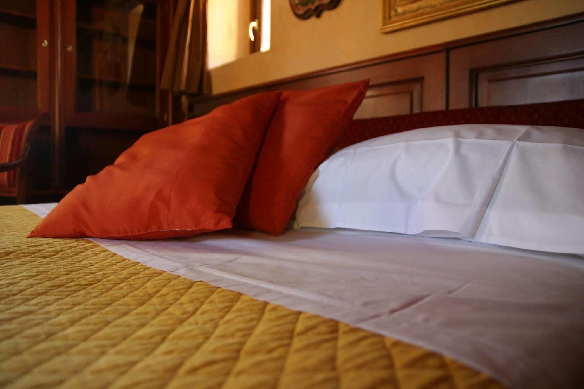 Borgo Dei Sapori Hotel Citta di Castello Bagian luar foto